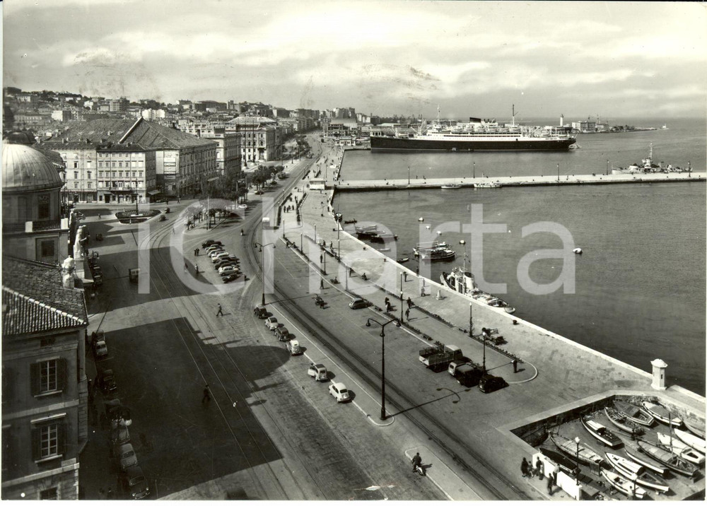 Cartolina originale da collezione 1959 TRIESTE Veduta aerea del MOLO AUDACE e di RIVA TRE NOVEMBRE * ANIMATA FG VG 1