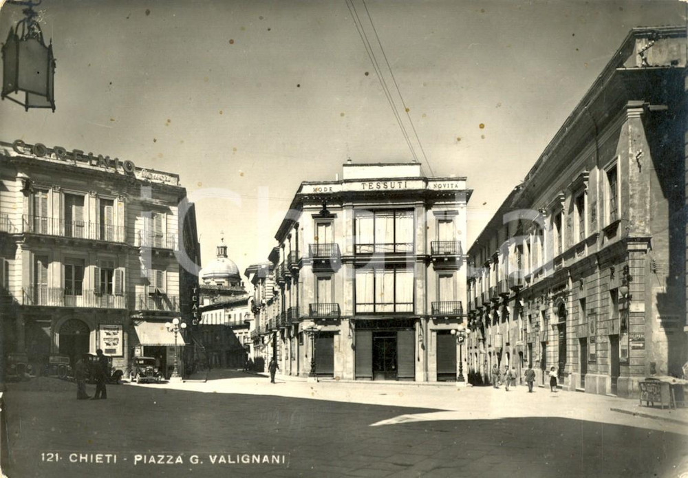 Cartolina originale da collezione 1950 CHIETI Veduta piazza VALIGNANI  AUTO D EPOCA Cartolina animata FG VG 1