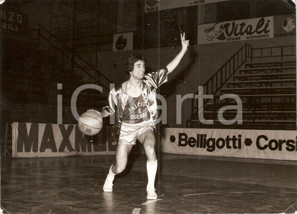Fotografia d epoca originale 1980 ca PESARO Basket FALCIONI GUERRA Agostino SANI Pallacanestro Fotografia 1