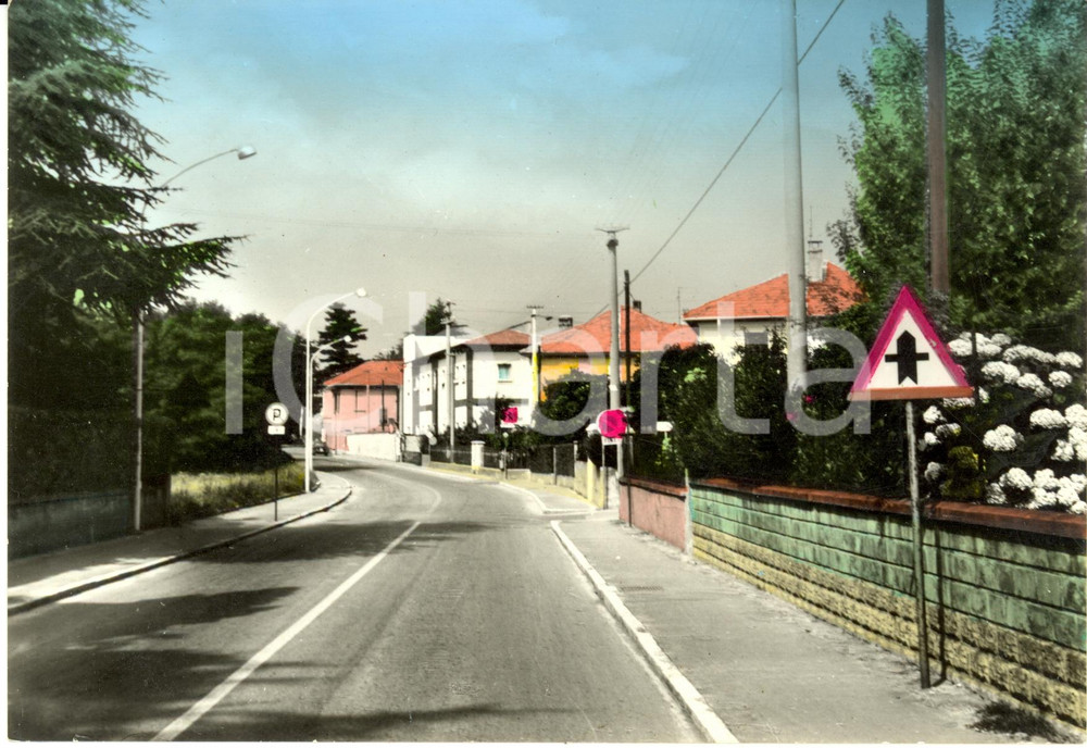 Cartolina originale da collezione 1960 ca VENEGONO INFERIORE (VA) Veduta di corso Monceri *Cartolina FG NV VINTAGE 1