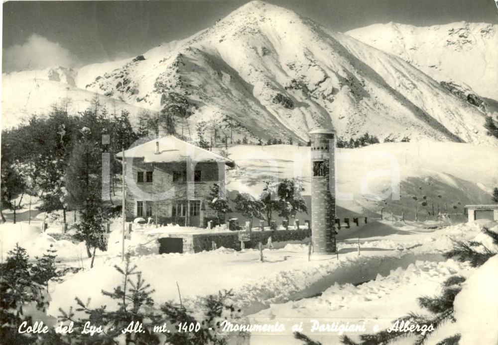 Cartolina originale da collezione 1950 ca COLLE DEL LYS (TO) Monumento ai partigiani e albergo *Cartolina FG VG 1