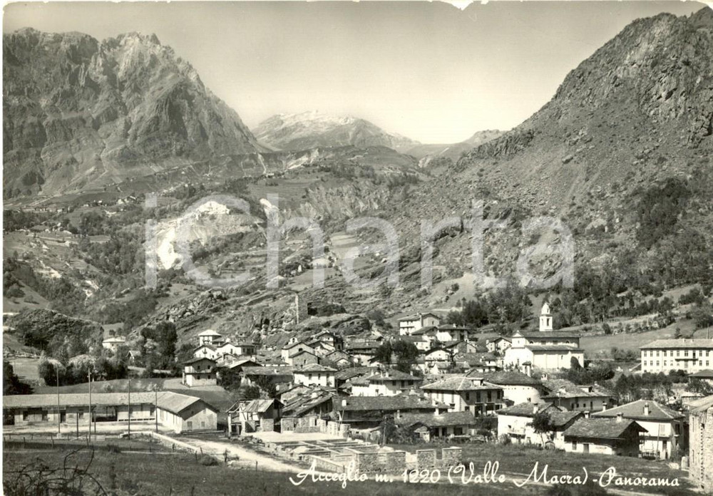 Cartolina originale da collezione 1950 ca ACCEGLIO (CN) Panorama della VALLE MACRA e del paese *Cartolina FG VG 1