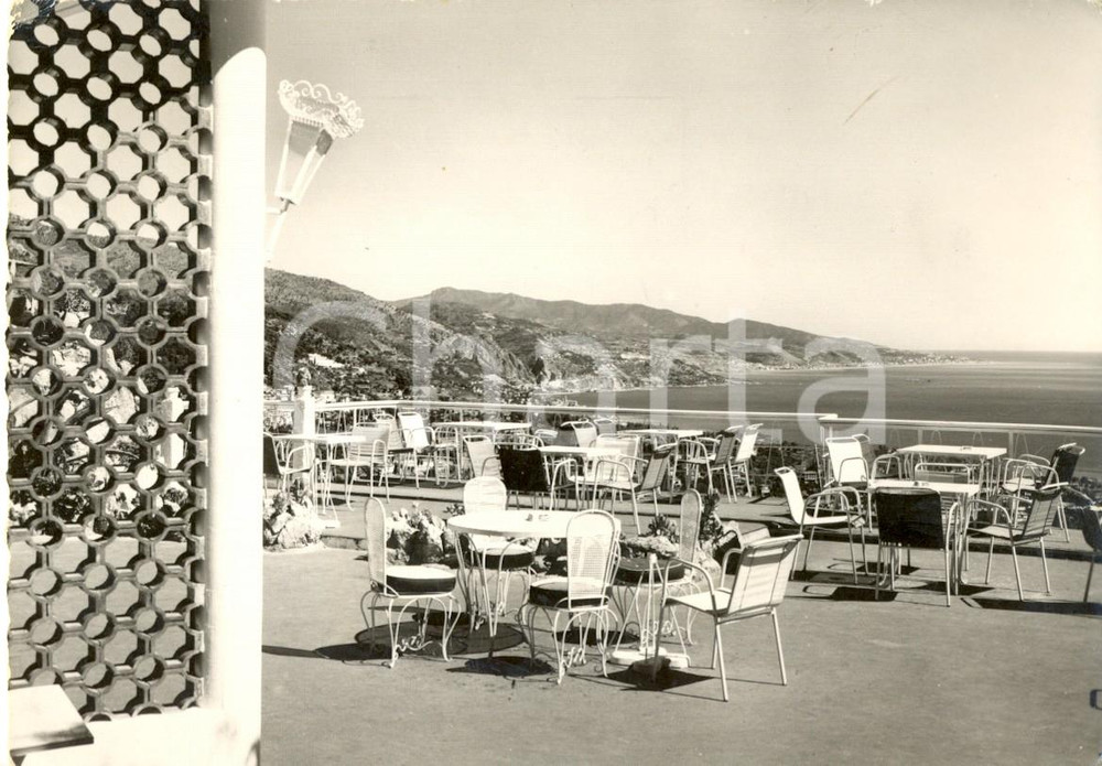 Cartolina originale da collezione 1956 ROQUEBRUNE CAP-MARTIN (FRANCIA) Terrazza di LE VISTAERO sulla Riviera FG VG 1