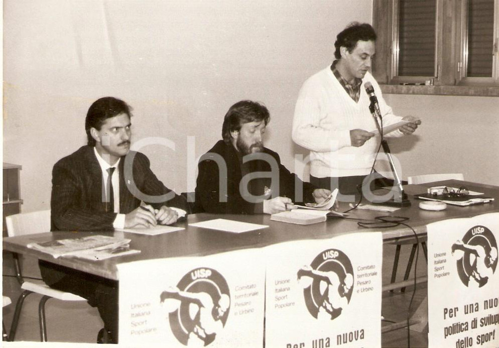 Fotografia d'epoca originale 1985 ca PESARO Conferenza UISP Unione Italiana Sport Popolare *Fotografia 1