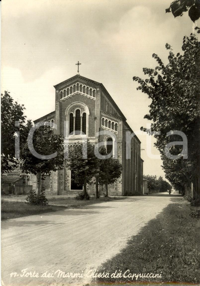 Cartolina originale da collezione 1954 FORTE DEI MARMI LU Veduta della Chiesa dei CAPPUCCINI Cartolina FG VG 1