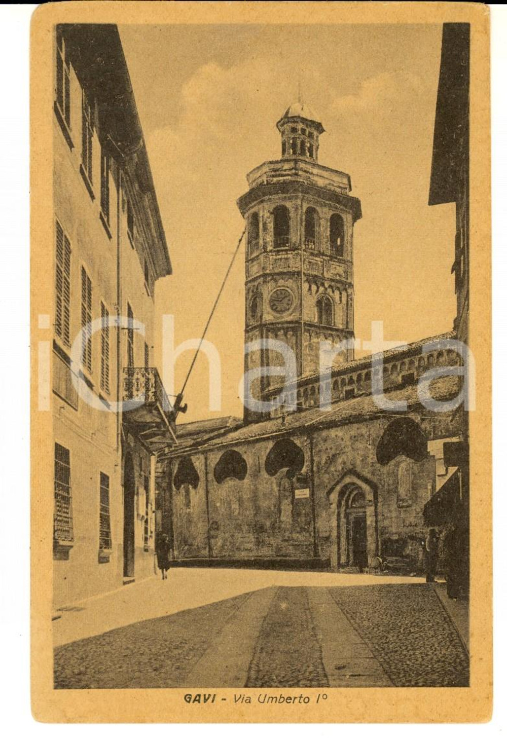 Cartolina originale da collezione 1943 GAVI (AL) Via Umberto IÂ° *Cartolina postale ANIMATA FP NV 1
