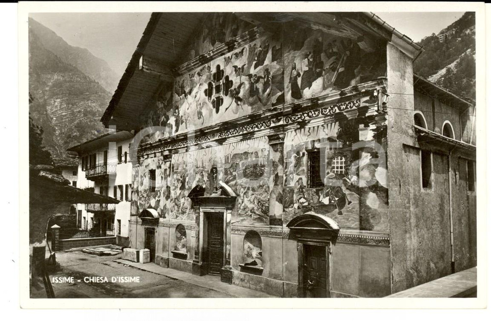 Cartolina originale da collezione 1940 ca ISSIME (AO) Veduta della facciata della chiesa *Cartolina postale FP 1