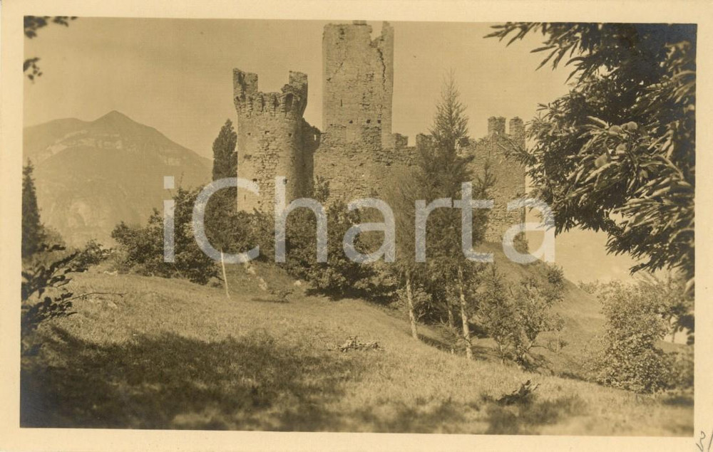 Cartolina originale da collezione 1940 ca VARENNA LC Lago di COMO Veduta del Castello di VEZIO Cartolina FP NV 1