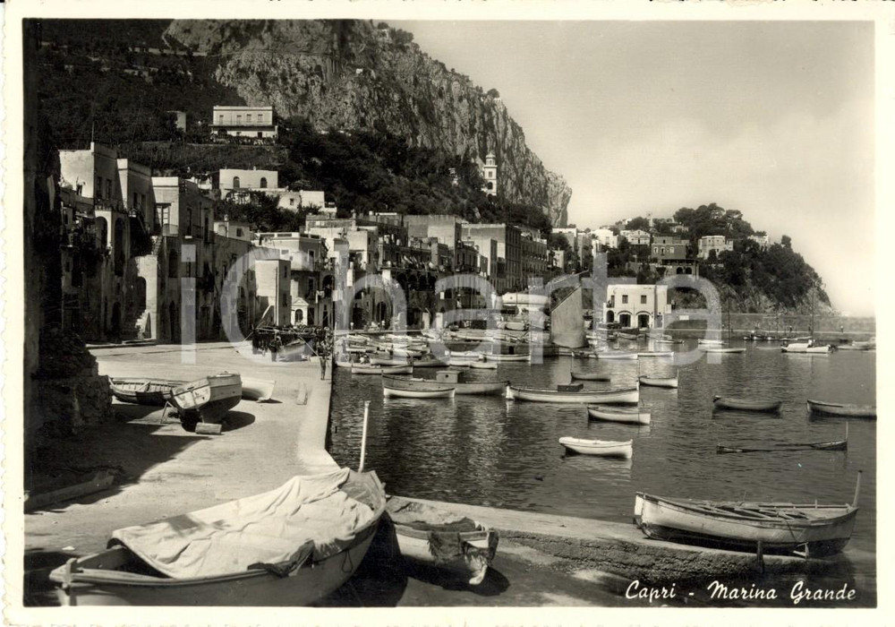 Cartolina originale da collezione 1952 CAPRI (SA) Barche ormeggiate a MARINA GRANDE *Cartolina ANIMATA FG VG 1