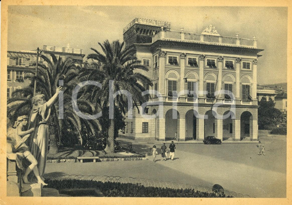 Cartolina originale da collezione 1940 ca CHIAVARI GE Veduta del Palazzo Municipale Cartolina ANIMATA FG NV 1