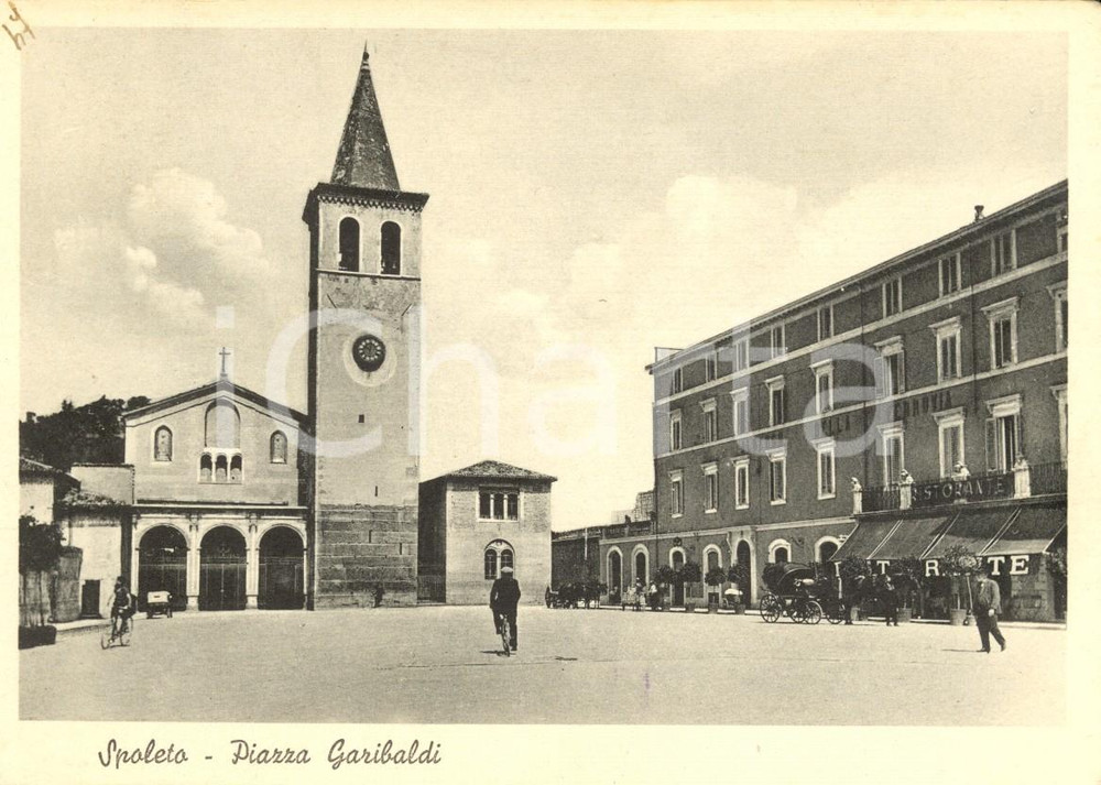 Cartolina originale da collezione 1938 SPOLETO (PG) Piazza GARIBALDI e Chiesa SAN GREGORIO Cartolina ANIMATA FG VG 1