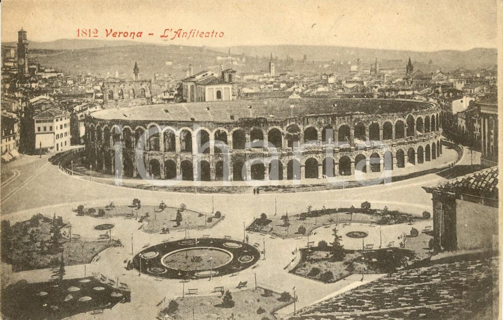 Cartolina originale da collezione 1910 ca VERONA Veduta dell'Anfiteatro e di Piazza BRA' *Cartolina FP VG 1