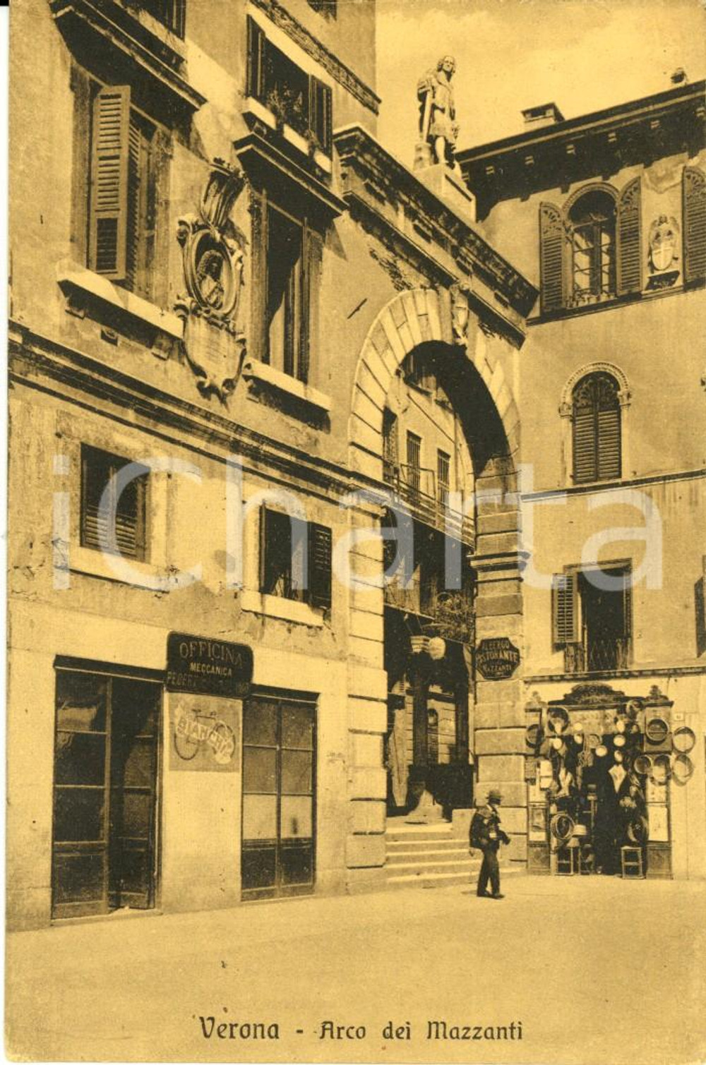 Cartolina originale da collezione 1920 ca VERONA Veduta Arco dei MAZZANTI *Cartolina postale ANIMATA FP NV 1