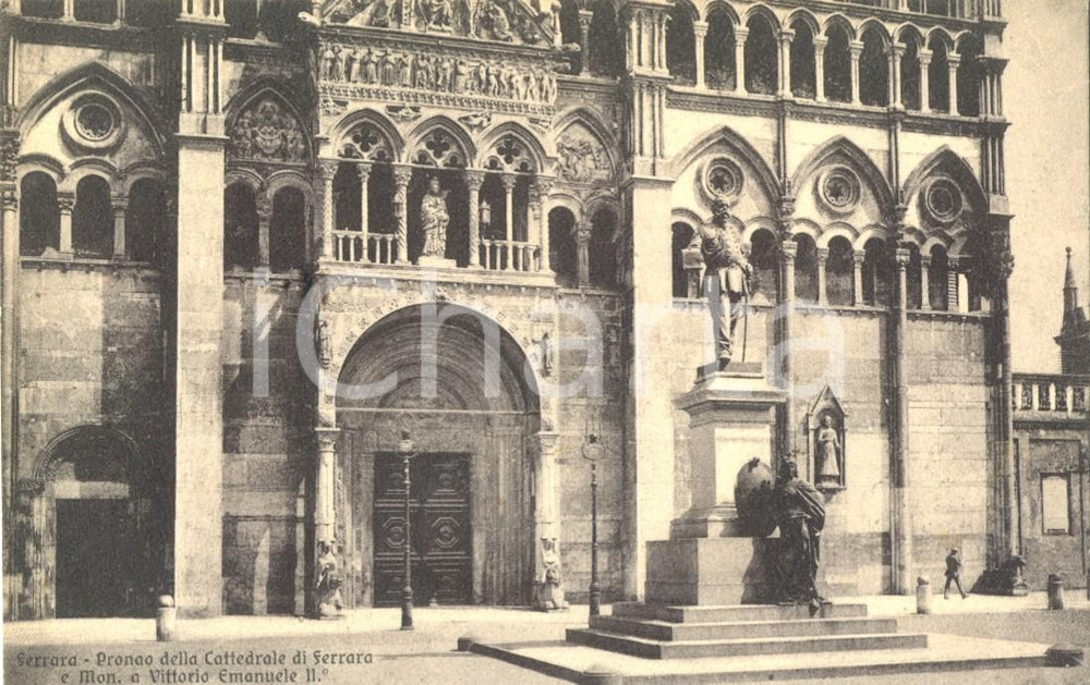 Cartolina originale da collezione 1910 FERRARA Pronao della Cattedrale e Monumento a VITTORIO EMANUELE II *FP VG 1