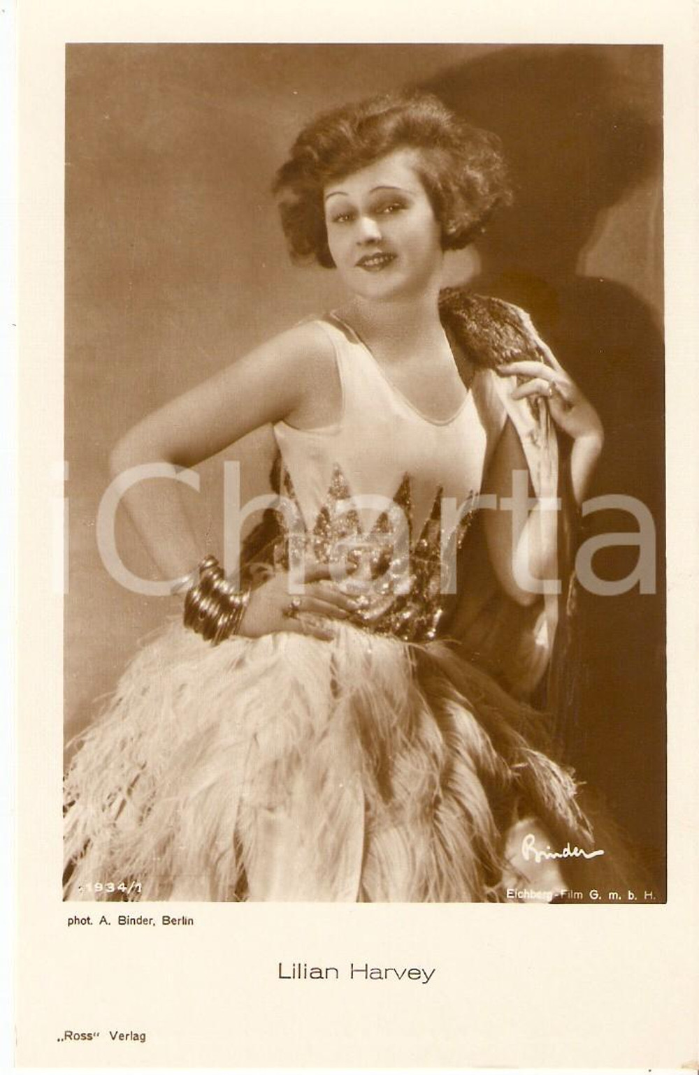 Cartolina originale da collezione 1930 ca CINEMA Attrice Lilian HARVEY indossa vestito in piume *Cartolina FP NV 1