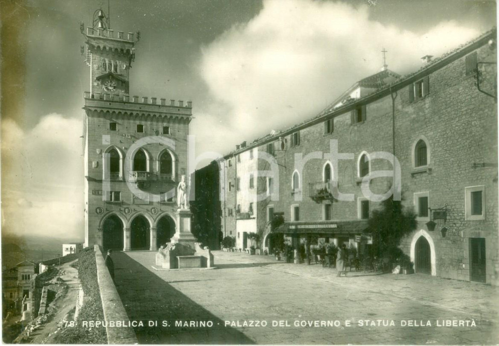 Cartolina originale da collezione 1950 ca REPUBBLICA DI SAN MARINO Palazzo del Governo *Cartolina FG NV 1
