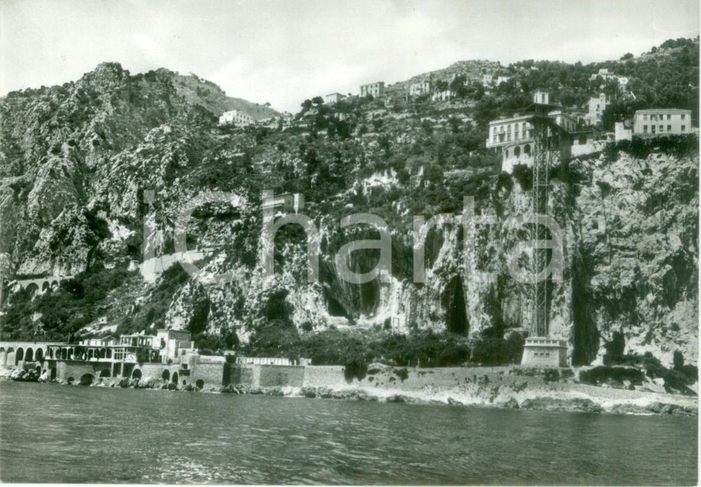 Cartolina originale da collezione 1964 VENTIMIGLIA Veduta dei Balzi Rossi dal mare *Cartolina FG VG 1
