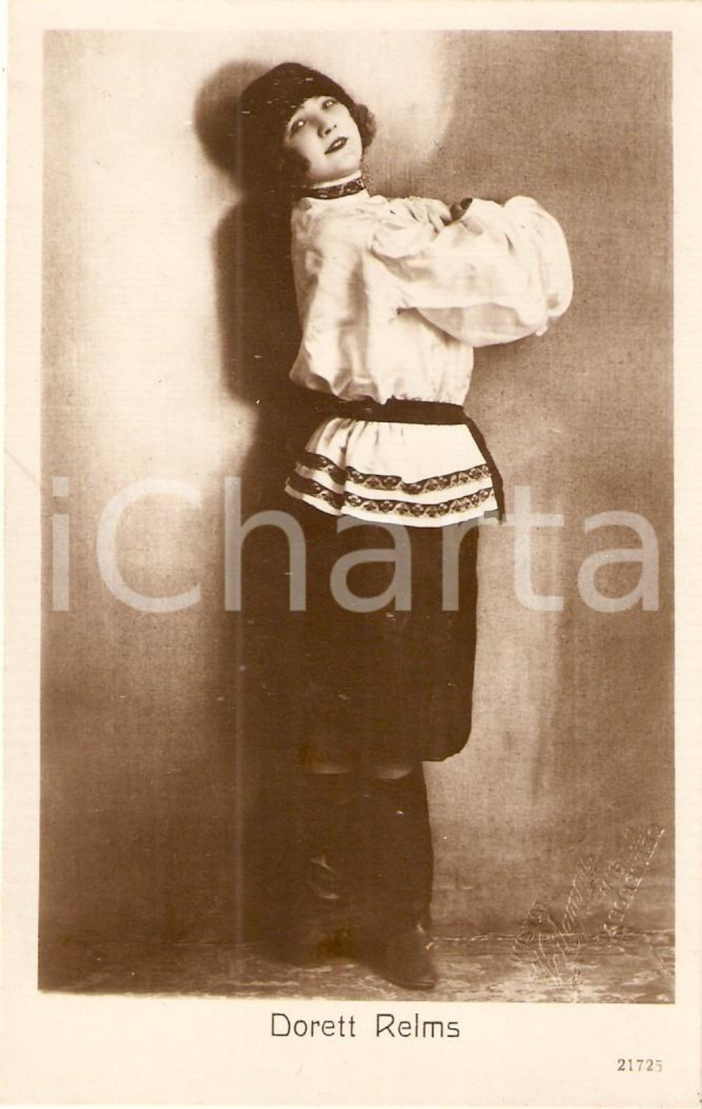 Cartolina originale da collezione 1925 ca DANZA Ritratto Dorett RELMS Tanzstar *Cartolina FP NV 1