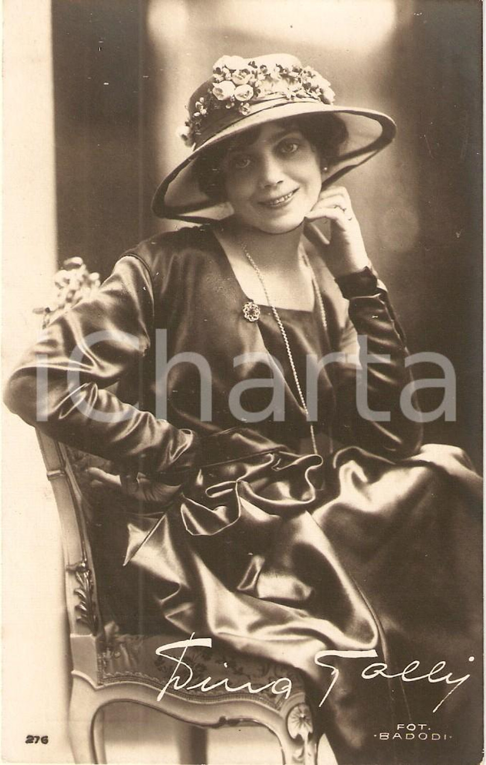 Cartolina originale da collezione 1920 ca CINEMA Attrice Dina GALLI Ritratto con copricapo Foto BADODI *Cartolina 1