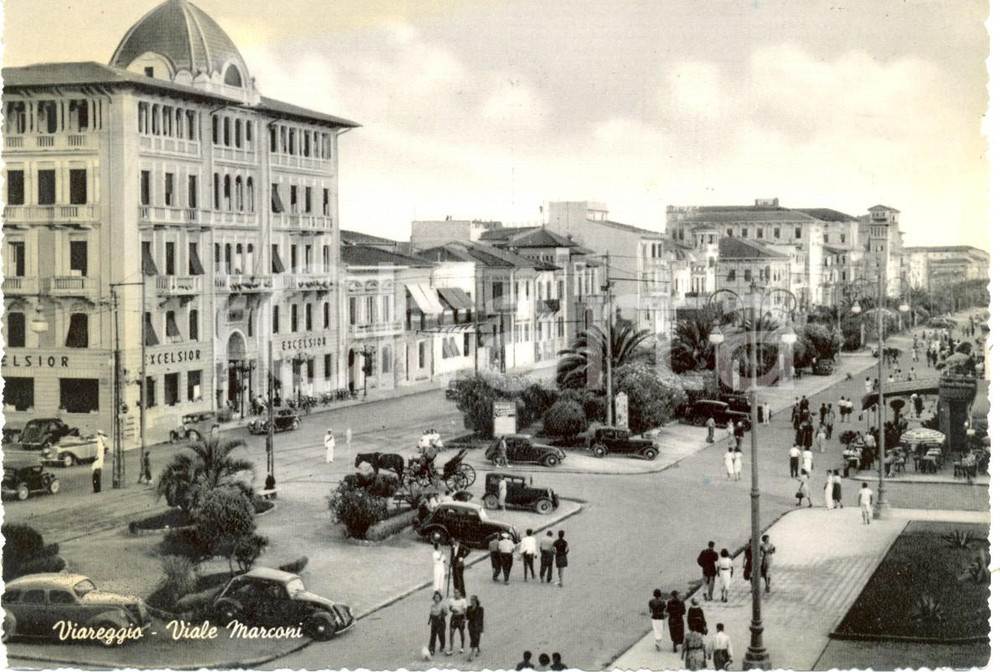 Cartolina originale da collezione 1945 ca VIAREGGIO (LU) L'albergo EXCELSIOR in Viale MARCONI *ANIMATA FG NV 1