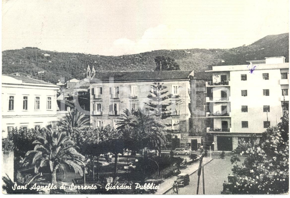 Cartolina originale da collezione 1956 SANT'AGNELLO (NA) Scorcio dei GIARDINI PUBBLICI *Cartolina FG VG 1
