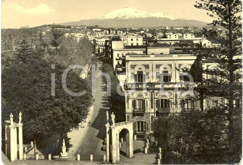 Cartolina originale da collezione 1955 ca CATANIA Villa BELLINI Via SANT'EUPLIO e ETNA innevato *Cartolina FG NV 1