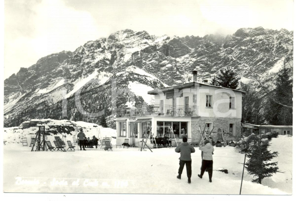 Cartolina originale da collezione 1955 ca BORMIO SO Sciatori Bar CaffÃ© localitÃ  CIUK Cartolina ANIMATA FG NV 1