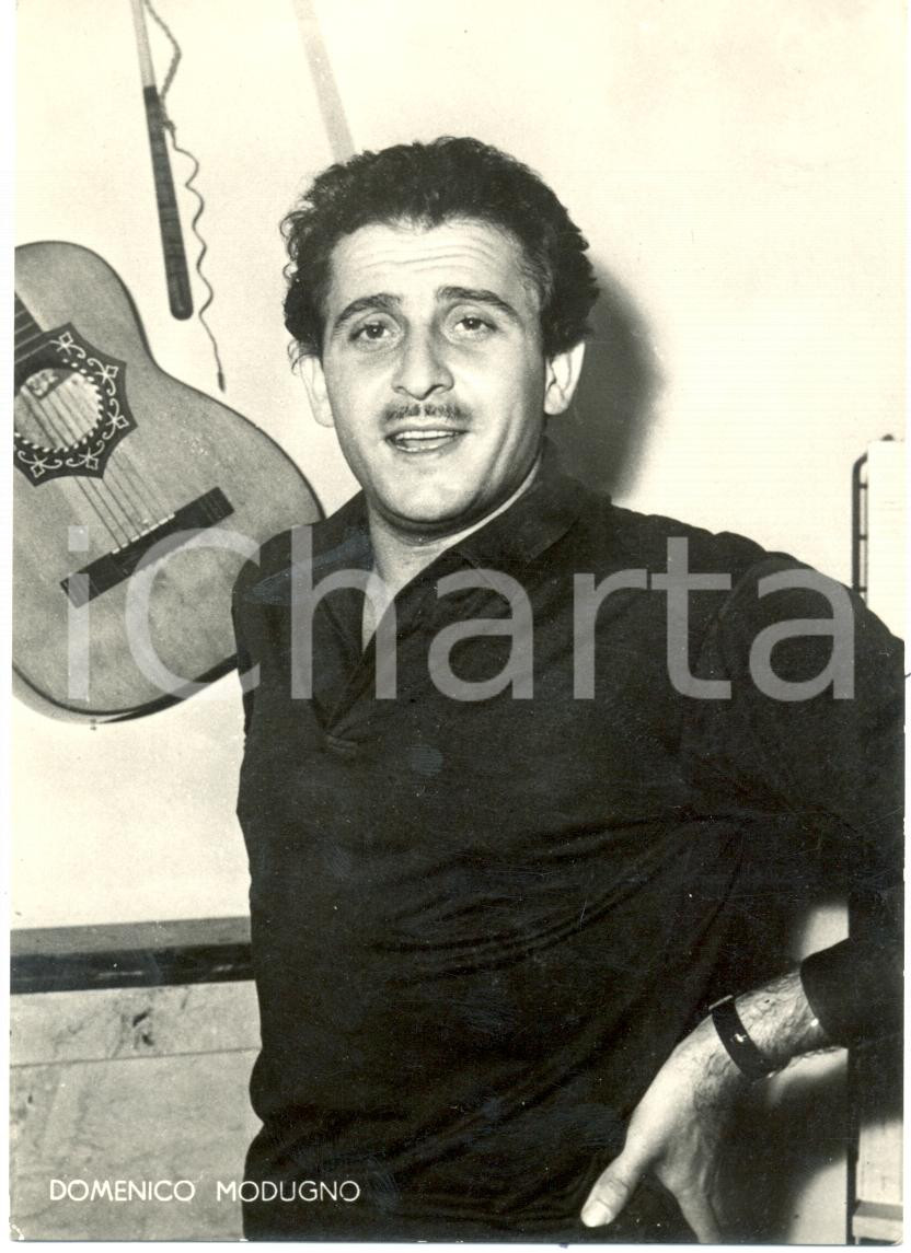 Cartolina originale da collezione 1960 ca Domenico MODUGNO Cantautore Attore Ritratto fotografico FG NV 1
