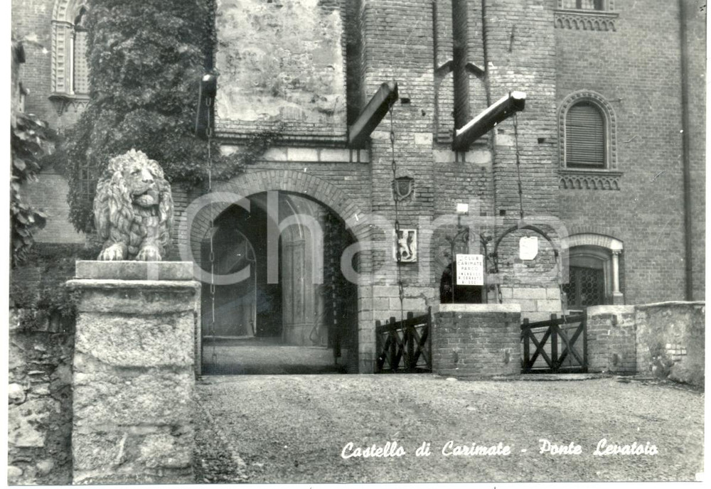 Cartolina originale da collezione 1955 ca CARIMATE CO Il ponte levatoio ingresso del Castello Cartolina FG NV 1