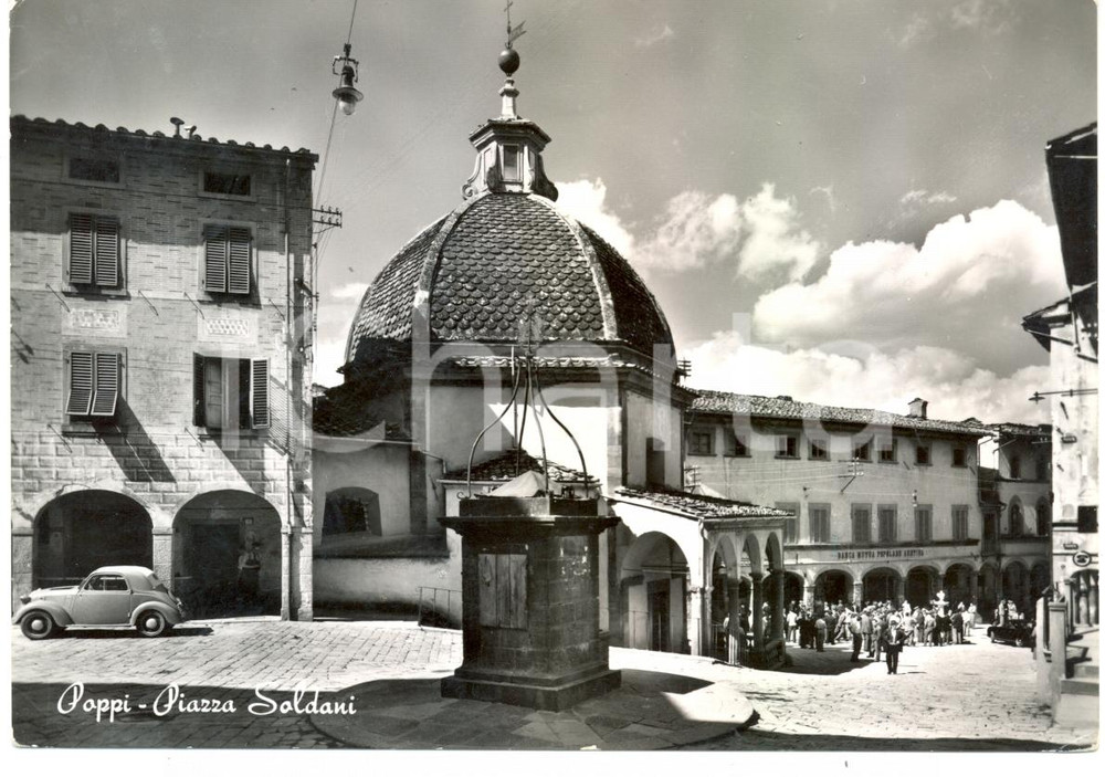 Cartolina originale da collezione 1960 POPPI AR Banca Mutua Popolare Aretina Piazza SOLDANI Cartolina ANIMATA 1