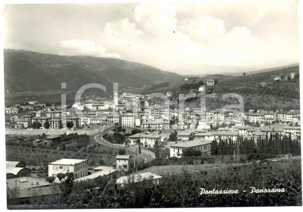 Cartolina originale da collezione 1962 PONTASSIEVE (FI) Veduta panoramica del paese *Cartolina FG VG 1