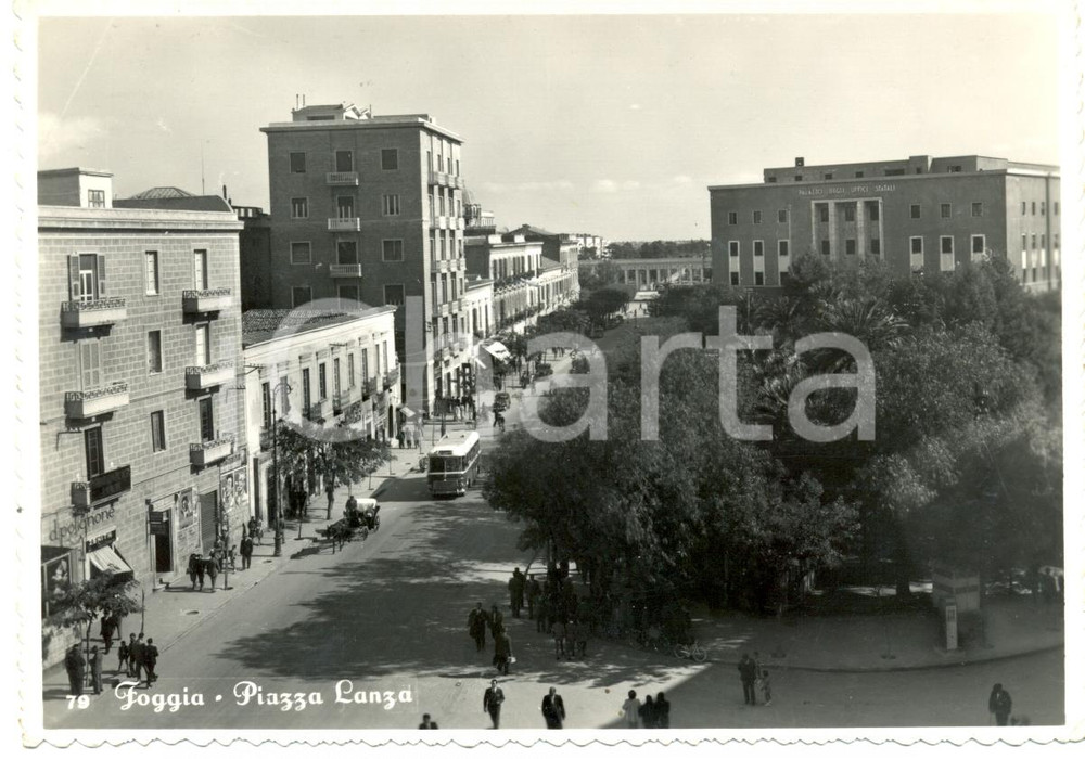 Cartolina originale da collezione 1959 FOGGIA Palazzo UFFICI STATALI Negozio POLIGNONE Piazza LANZA ANIMATA FG VG 1