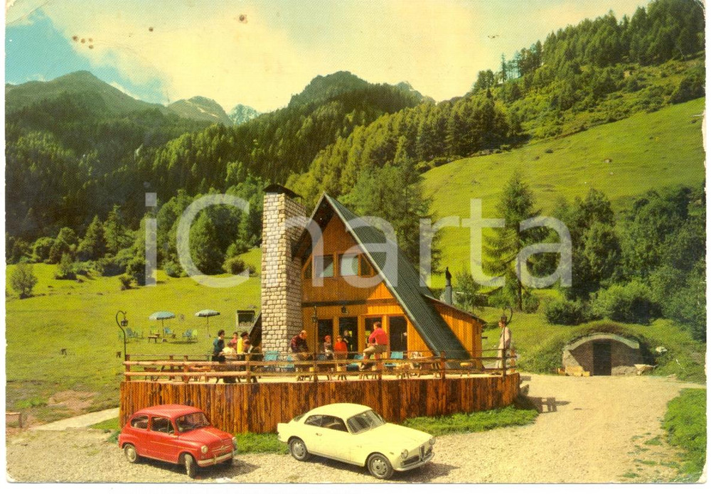 Cartolina originale da collezione 1971 PEJO (TN) Fiat 600 e Alfa Romeo Baita TRE LARICI *Cartolina ANIMATA VINTAGE 1
