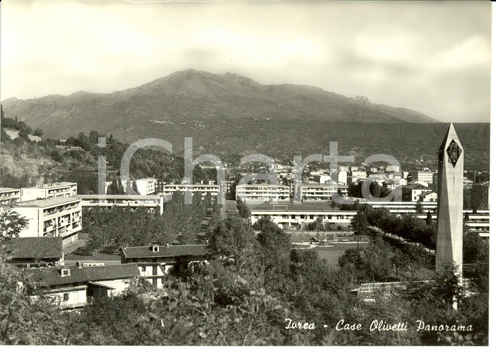 Cartolina originale da collezione 1950 ca IVREA (TO) Veduta panoramica delle case OLIVETTI *Cartolina FG NV 1