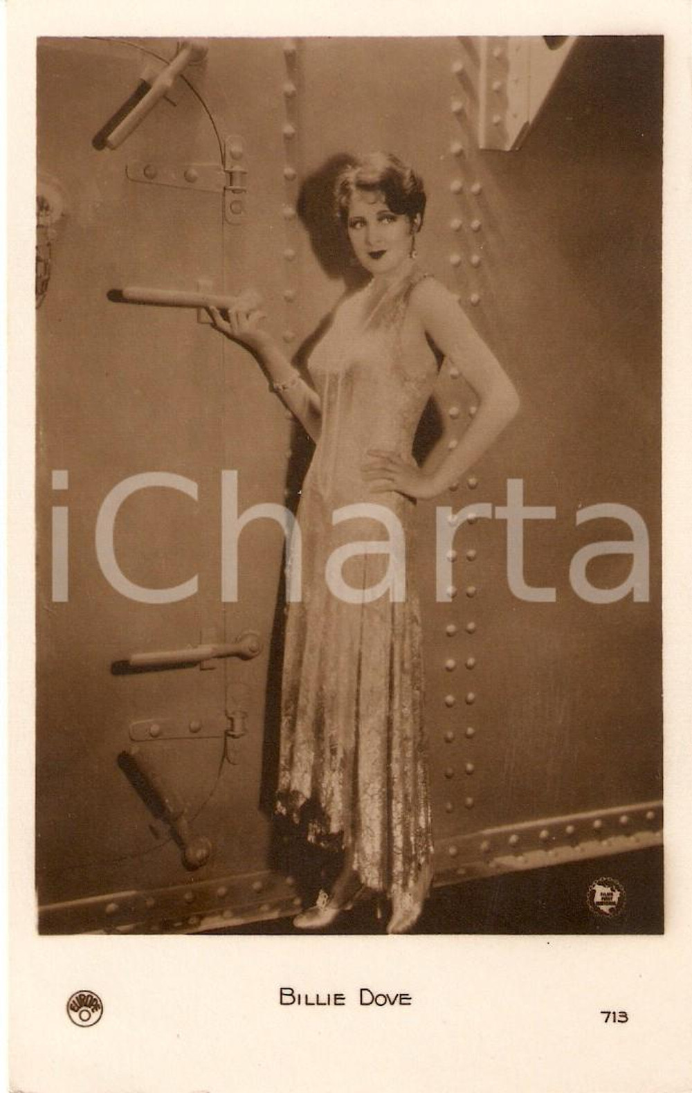 Cartolina originale da collezione 1930 ca CINEMA Attrice Billie DOVE in posa su transatlantico *Cartolina FP NV 1