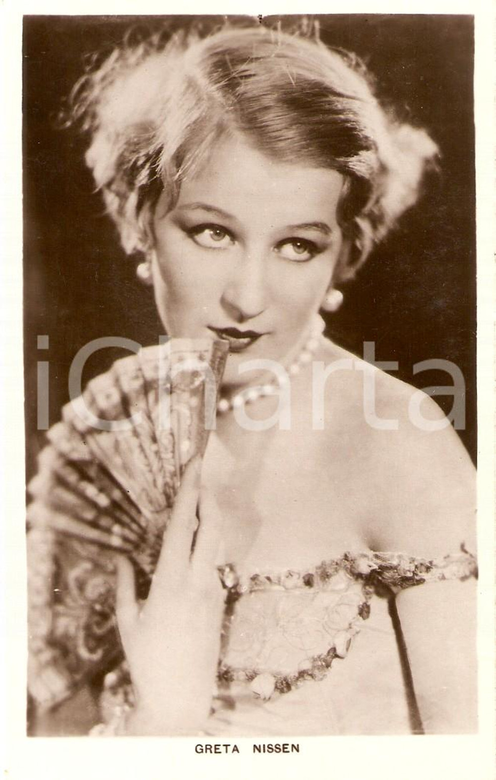 Cartolina originale da collezione 1930 ca CINEMA Attrice Greta NISSEN Ritratto con ventaglio Cartolina FP 1