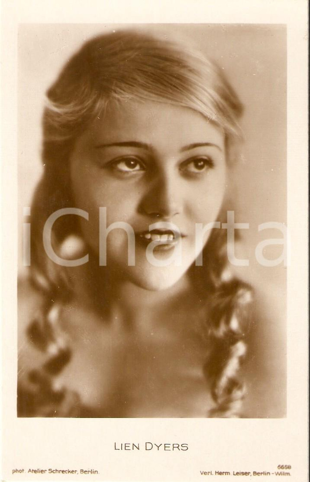 Cartolina originale da collezione 1935 ca CINEMA Actress Lien DYERS with braids *Cartolina FP NV 1