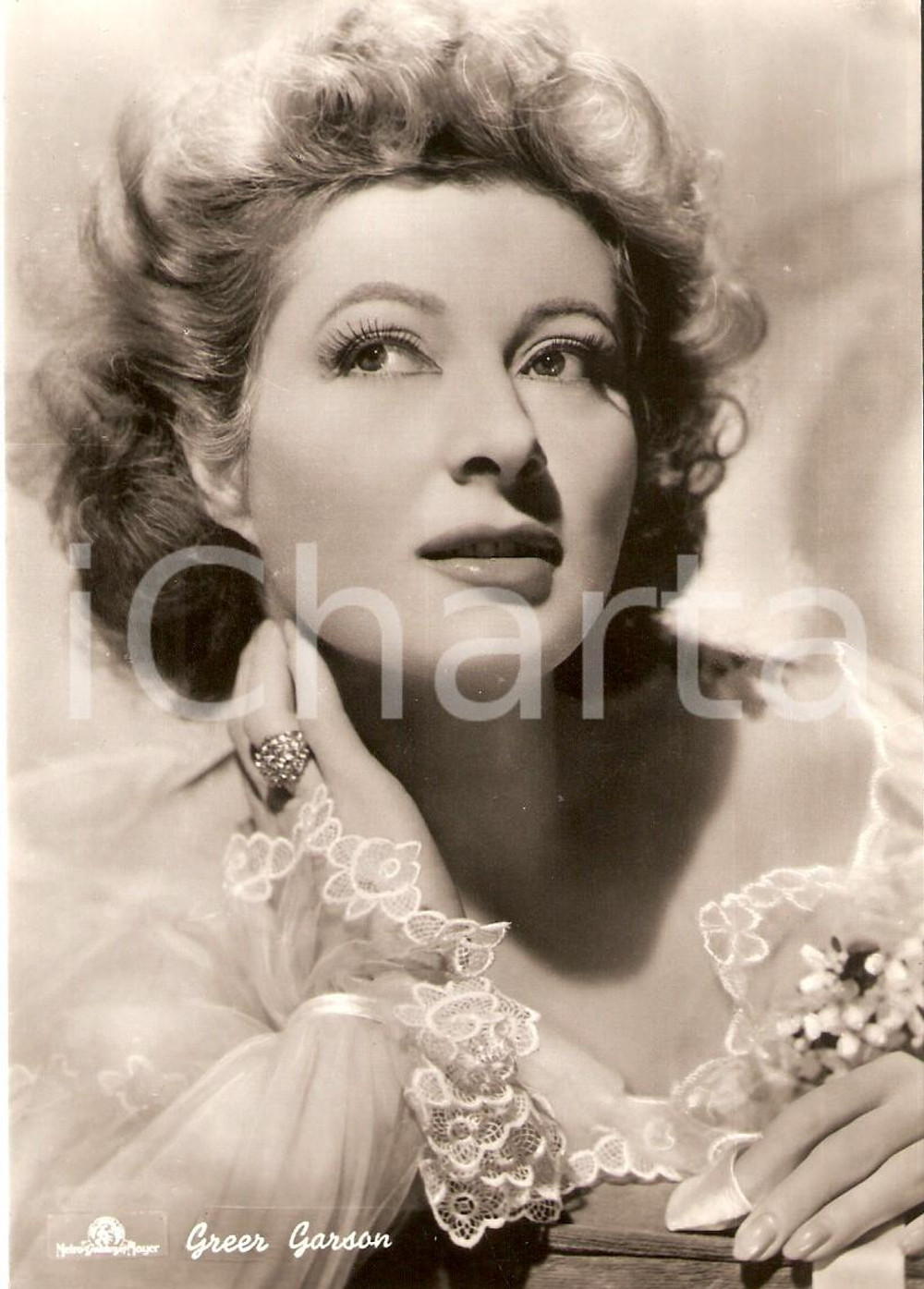 Cartolina originale da collezione 1955 ca CINEMA Actress Greer GARSON Portrait with ring *Cartolina FG NV 1