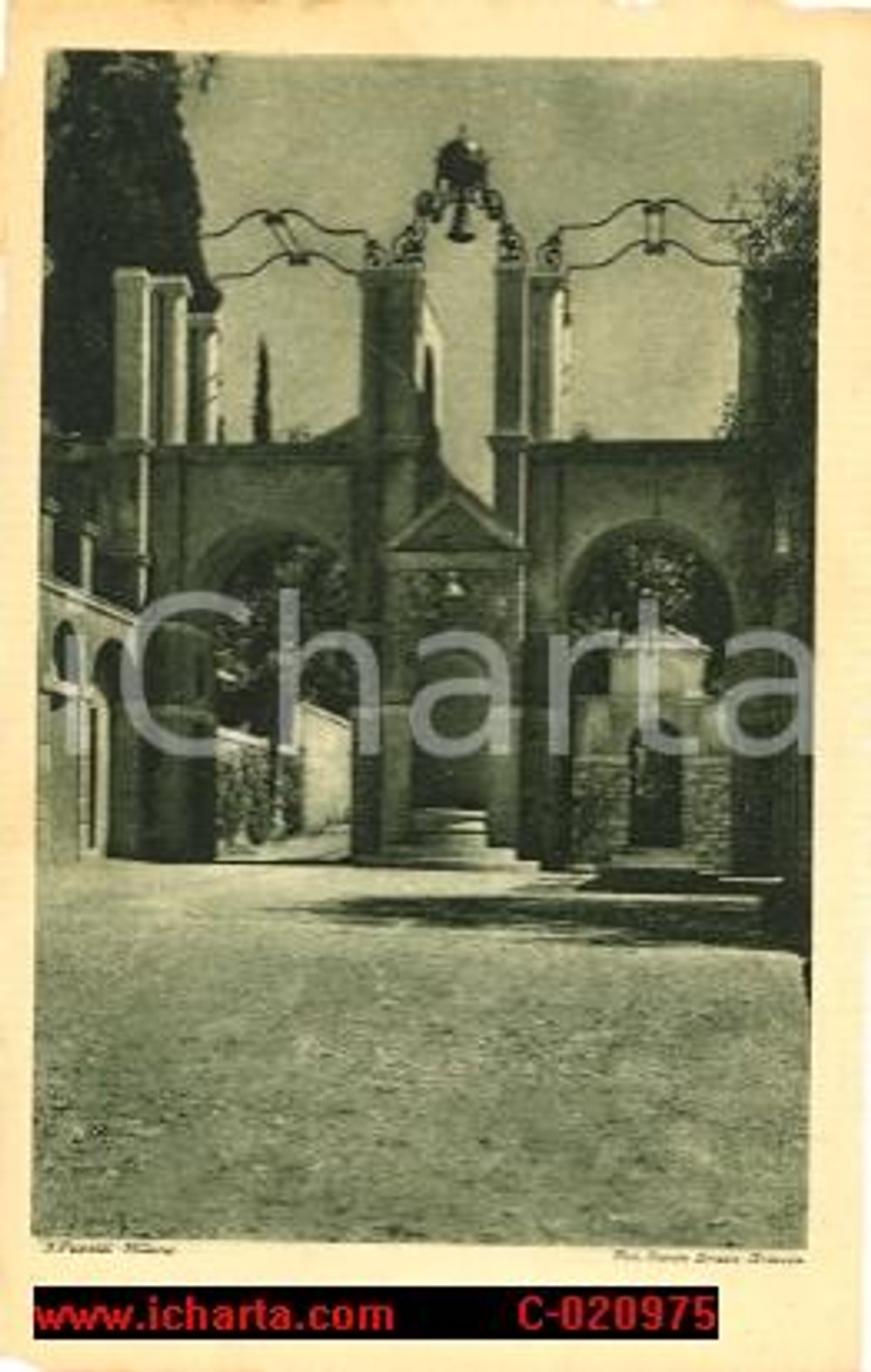 Cartolina originale da collezione 1940 VITTORIALE GARDONE RIVIERA (BS) Portale principale esterno *Cartolina FP NV 1