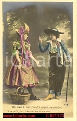 Cartolina originale da collezione 1900 COSTUMES AUVERGNE France Histoire de Chataignes  Sabi pas... FP NV 1
