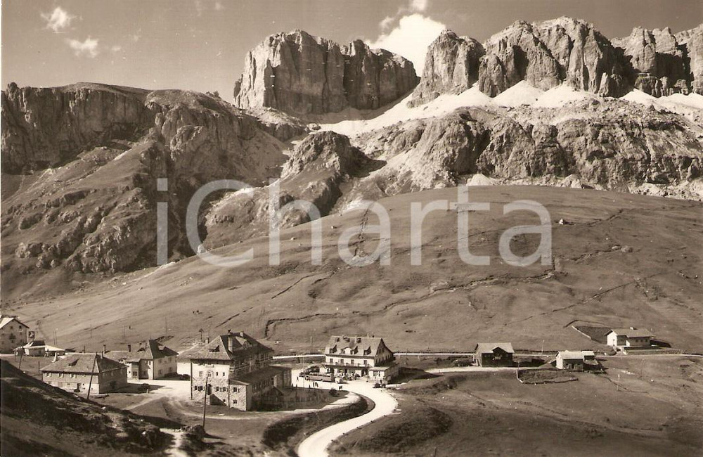 Cartolina originale da collezione 1953 BELLUNO Gruppo del SELLA e Cima PORDOI - BAZAR COL DI LANA *Cartolina FP NV 1