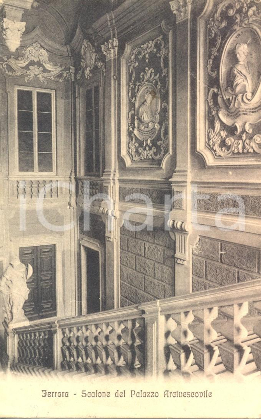 Cartolina originale da collezione 1915 FERRARA Scalone del Palazzo Arcivescovile *Cartolina DANNEGGIATA FP VG 1