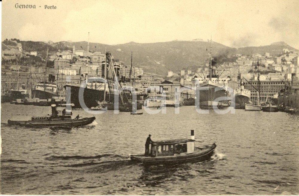 Cartolina originale da collezione 1920 ca GENOVA Veduta del porto da mare con navi e imbarcazioni Cartolina FP NV 1