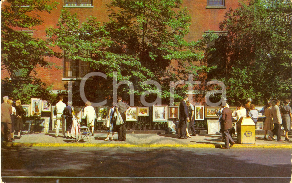 Cartolina originale da collezione 1964 NEW YORK (USA) Esposizione di quadri al GREENWICH VILLAGE * Cartolina FP VG 1