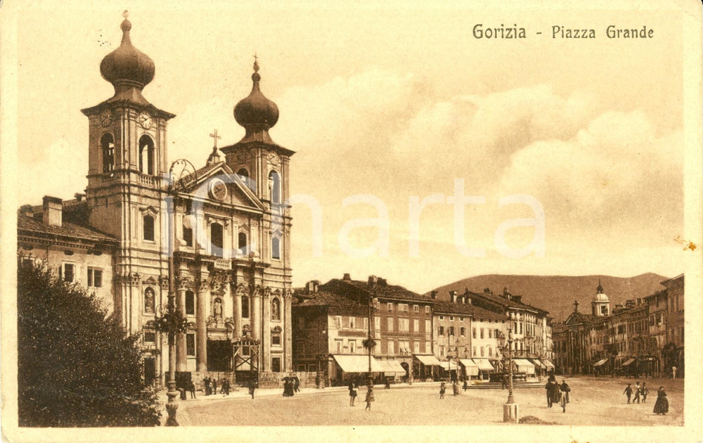 Cartolina originale da collezione 1919 GORIZIA Veduta panoramica di PIAZZA GRANDE Cartolina FP VG ANIMATA 1