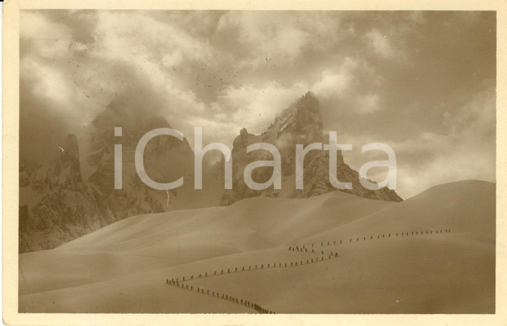 Cartolina originale da collezione 1926 PREDAZZO TN Esercitazioni sci PASSO ROLLE Scuola GUARDIA FINANZA FP VG 1