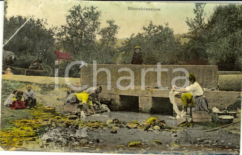 Cartolina originale da collezione 1911 FRANCE La blanchisseuse Carte postale FP VG DANNEGGIATA 1