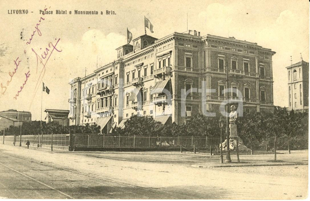 Cartolina originale da collezione 1915 ca LIVORNO PALACE Hotel e Monumento a Bendetto BRIN Cartolina FP VG 1