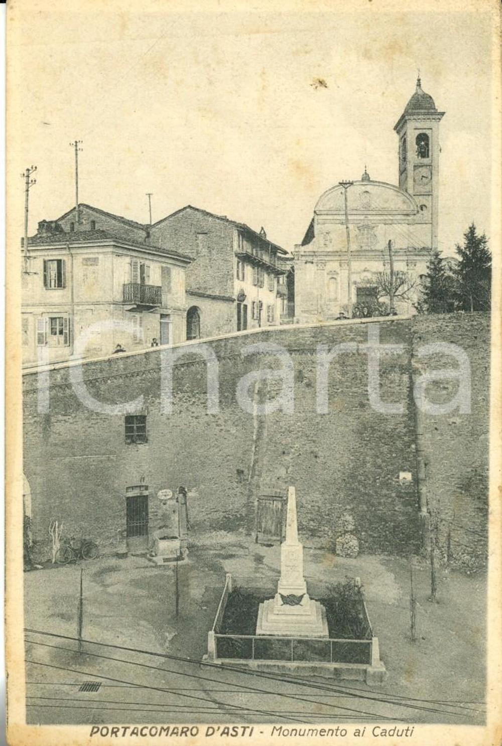 Cartolina originale da collezione 1930 ca PORTACOMARO (AT) Il Monumento ai Caduti *Cartolina DANNEGGIATA FP VG 1