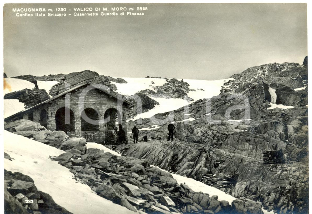Cartolina originale da collezione 1950 ca MACUGNAGA VB Valico Monte MORO caserma Guardia di Finanza ANIMATA 1
